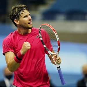 Adidas Men’s Pink tennis shirt - Large